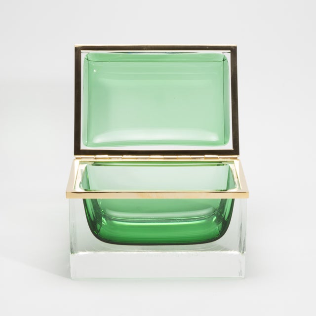 Metal Hand-Blown Murano Box in Emerald Green With Brass Fittings For Sale - Image 7 of 10