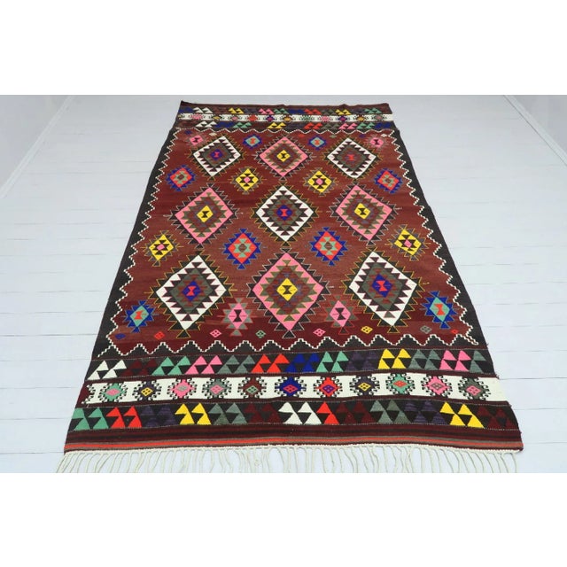 Textile Mid 20th Century Turkish Kilim Rug-5′5″ × 9′4″ For Sale - Image 7 of 13