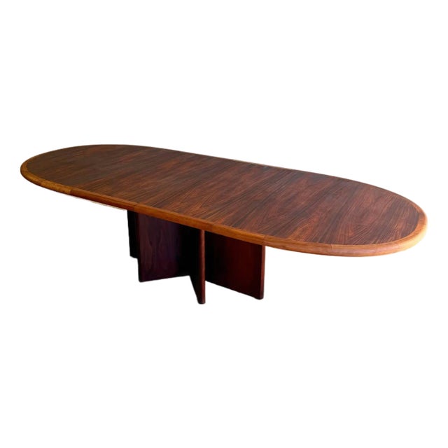 Danish Mid-Century Rosewood Extendable Dining Table by Ansager Møbler With Two Leaves For Sale