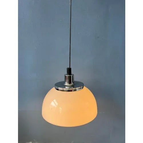 Glass Vintage White Faro Acrylic Glass Pendant Lamp from Guzzini For Sale - Image 7 of 11