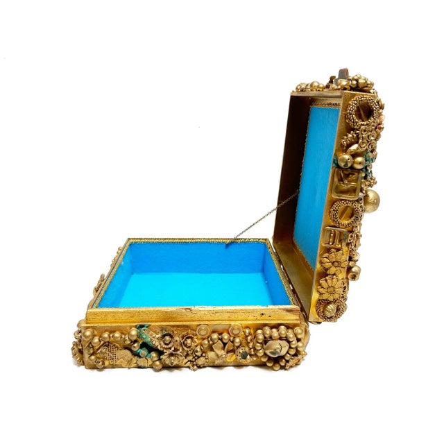 This box is so unique! ...a rare piece of history that has been completely glamorized by it's previous owner. The box...