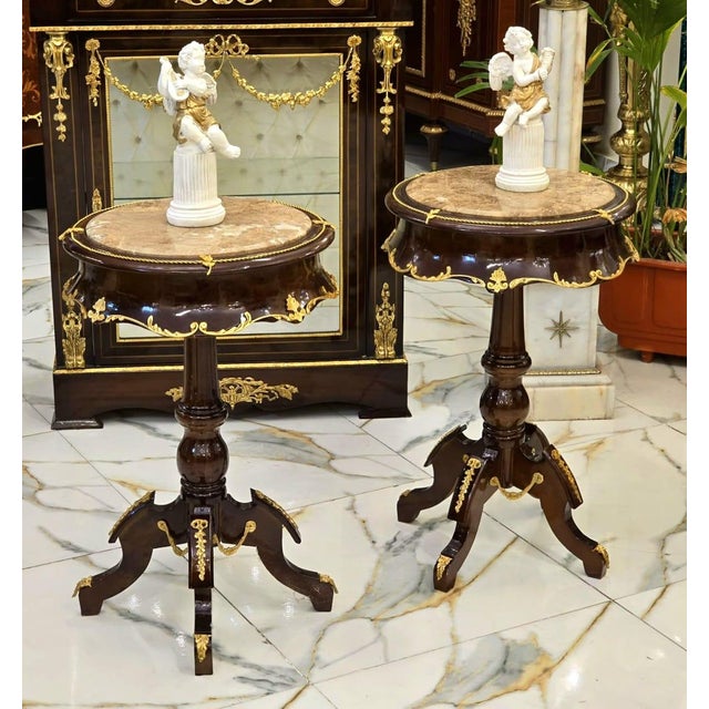 French Classic Round Pedestal Side Table With Marble Top, Solid Wood & Hand-Gilded Gold Leaf Details For Sale - Image 3 of 3
