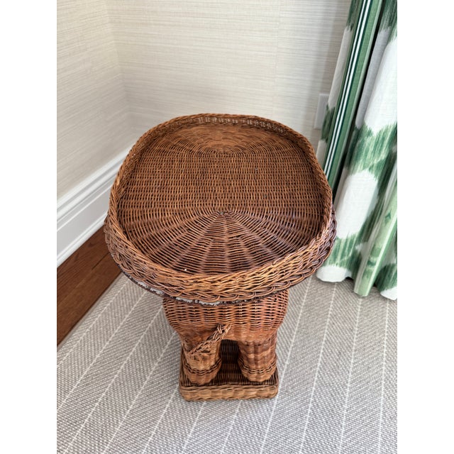 Beautiful side table with a tray for drinks. The brown color of the rattan wicker is gorgeous and will match with any room...