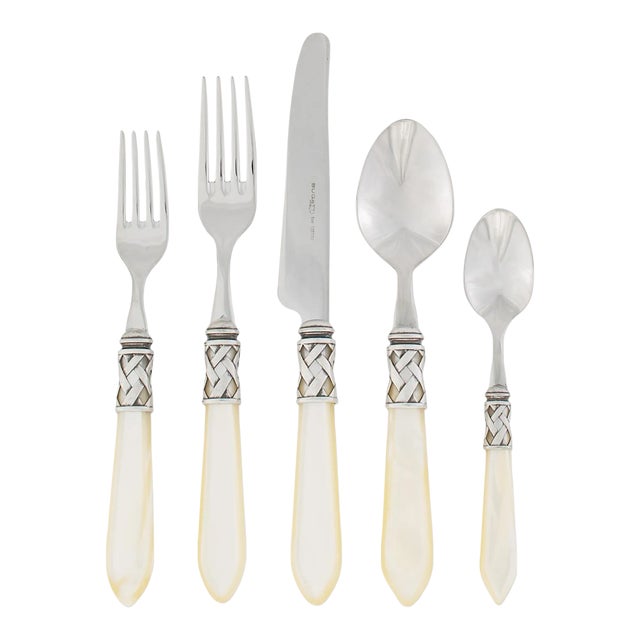 VIETRI Aladdin Antique Ivory Twenty-Piece Flatware Set Set, Service for Four For Sale