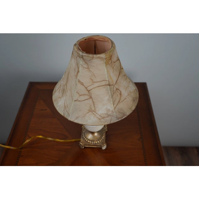 Vintage Petite Polished Alabaster French Style Accent Lamp For Sale In Boston - Image 6 of 7