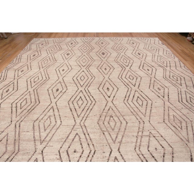 Textile Nazmiyal Collection Large Contemporary Moroccan Style Rug For Sale - Image 7 of 7