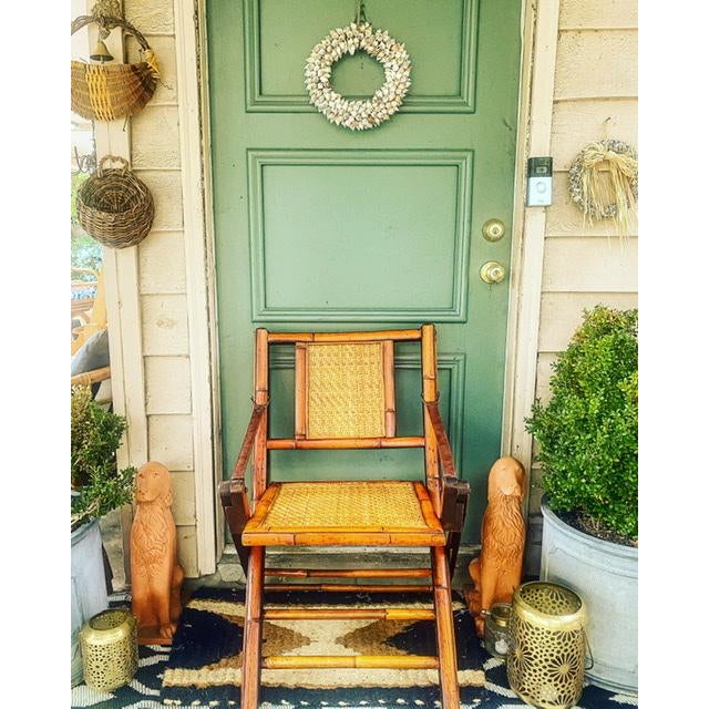 Traditional 1920s Georgian Mahogany Wide Cane Bamboo Wicker Folding Chair For Sale - Image 3 of 3