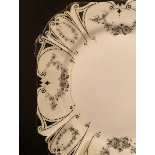 White Shelley Queen Anne “Garland of Flowers” Vintage Teacup, Saucer, and Plate- 3 Pieces. For Sale - Image 8 of 12