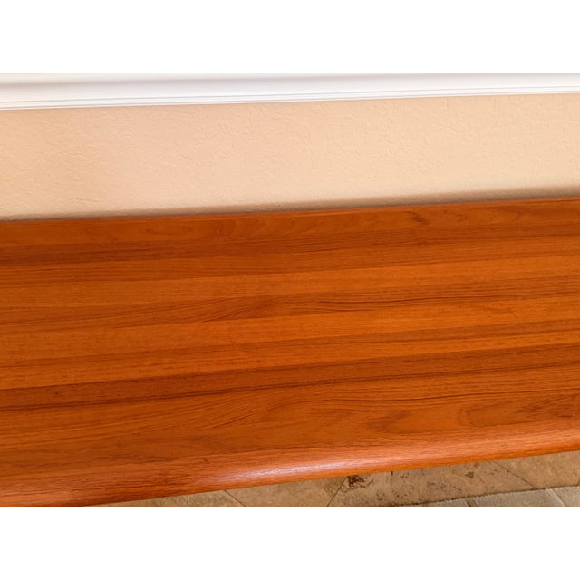 Vejle Stole & Møbelfabrik 1970s Danish Modern Teak Console Table by Sannemanns Møbelfabrik For Sale - Image 4 of 12