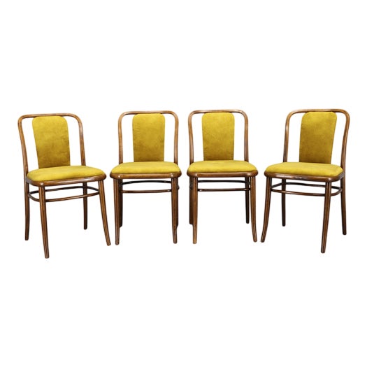 Beech Bentwood Dining Chairs attributed to Ton, Former Czechoslovakia, 1970s, Set of 4 For Sale