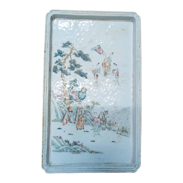 19th Century Chinese Porcelain Tray in Famille Rose Palette, Probably Daoguang Period For Sale