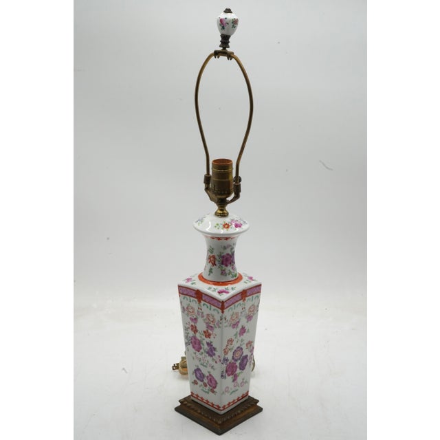 Chinese Vintage Chinese Porcelain Table Lamps - a Pair For Sale - Image 3 of 10
