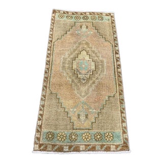 Turkish Yastik Rug 1'6" x 2'11" For Sale