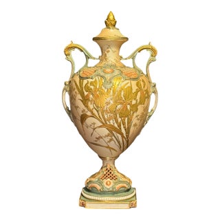 24" Royal Worcester Blush Porcelain Covered Urn With Raised Gilt Irises. 1899 Rare Model 2010 For Sale