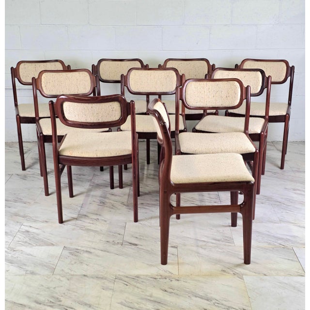 Mid-Century Modern Late 20th Century Set of 10 Rosewood Dining Chairs by Johannes Andersen for D-Scan For Sale - Image 3 of 7