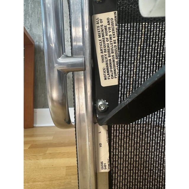 Eames Authentic Eames Aluminum Group Ea335 Task Chair For Sale - Image 4 of 11