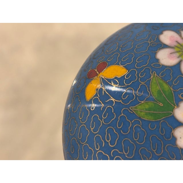 Vintage Cloisonné Round Trinket Box / Round Jewelry Box For Sale - Image 4 of 14