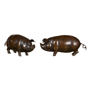 Pair of American Midcentury Bronze Pig Sculptures in Dark Patina For Sale