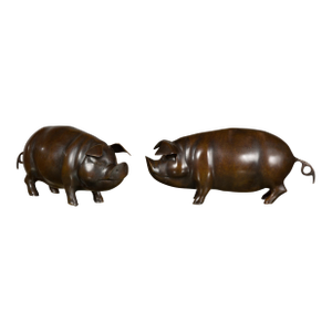 Pair of American Midcentury Bronze Pig Sculptures in Dark Patina