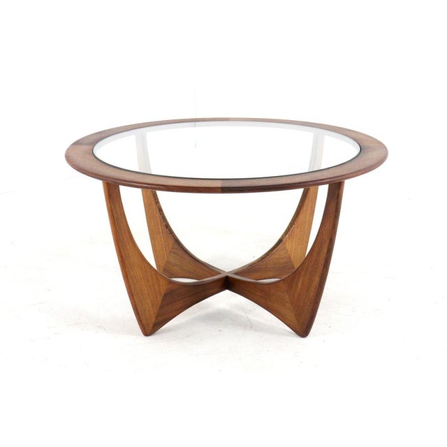 1960s Round Astro Bellow Coffee Table from G-Plan, England For Sale - Image 5 of 14