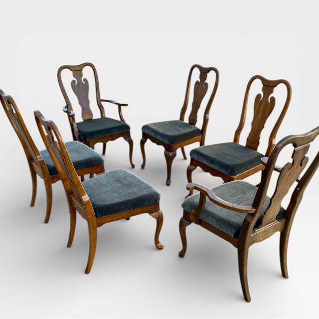 Late 20th Century Set of Six Thomasville Queen Anne Walnut Dining Chairs For Sale - Image 10 of 18