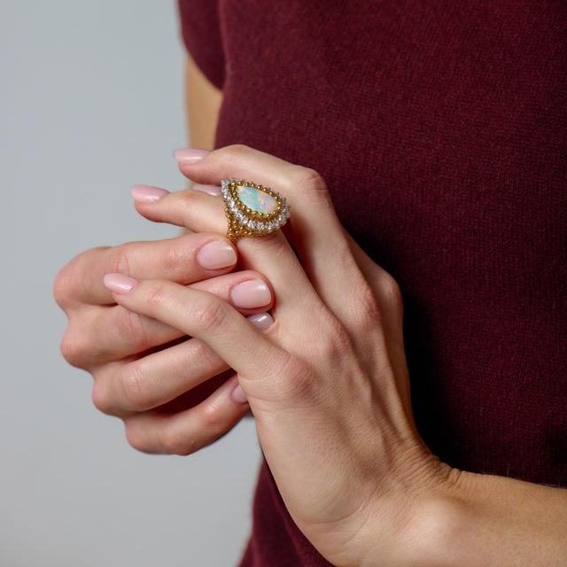 1970s Vintage Opal Diamond 18k Yellow Gold Cocktail Ring, Size 6 For Sale - Image 5 of 6