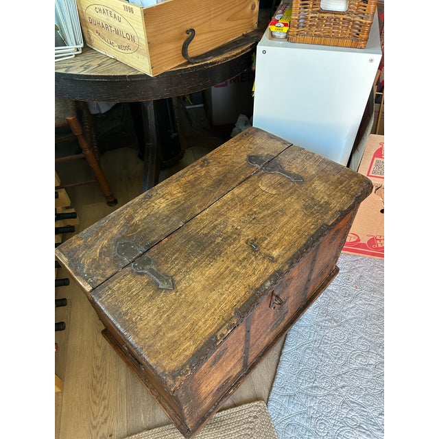Mid 19th Century Antique 19th Century Indian Dowry Trunk - Teak & Iron Pitara Box Coffee Table For Sale - Image 5 of 9