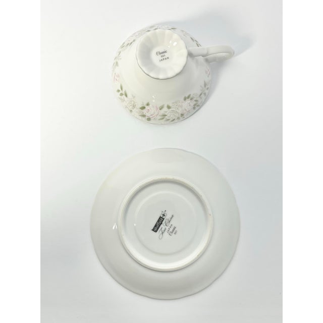 1980s 1980s Sheffield “Classic, 501” Set of 7 Bone China Teacups & Saucers- 14 pcs For Sale - Image 5 of 6