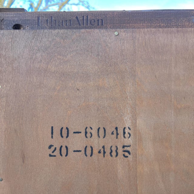 1980s Ethan Allen Heirloom Nutmeg Maple Corner Etagere or China Cabinet (10-6046) For Sale - Image 10 of 12