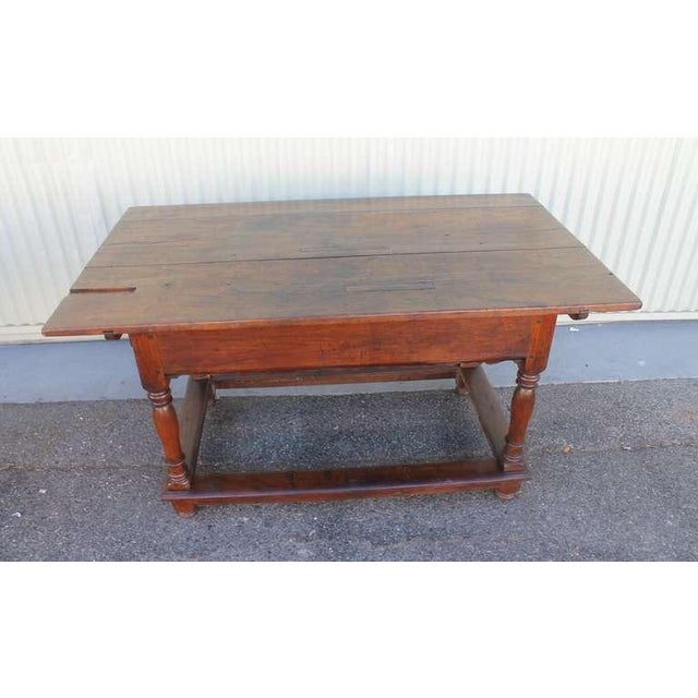 Brown 18th Century Pennsylvania Walnut Tavern Table For Sale - Image 8 of 9