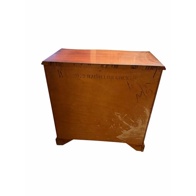 1940s Cordell Mahogany Serpentine Bachelor’s Chest Dresser or Entryway Chest For Sale In Chicago - Image 6 of 7
