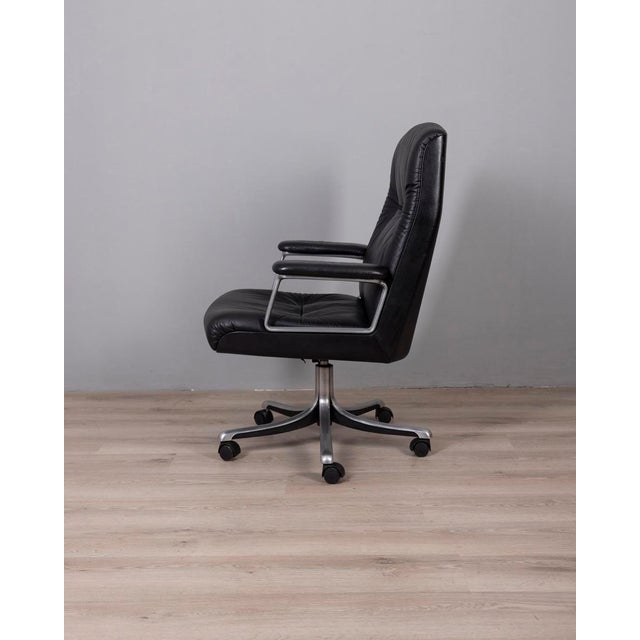 Mid-Century Modern Vintage P128 Office Chair by Osvaldo Borsani for Tecno, 1970s For Sale - Image 3 of 12
