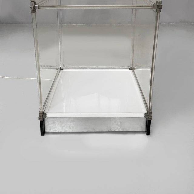 Space Age Italian Bookcase with Lamp in Acrylic Glass and Metal, 1970s For Sale - Image 13 of 15