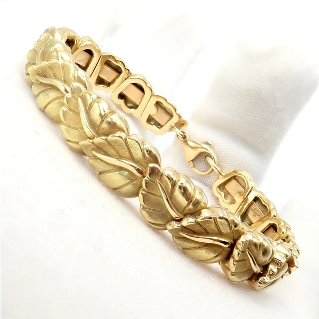 Metal Vintage! Tiffany & Co Leaf Yellow Gold Link Bracelet 2002 For Sale - Image 7 of 15