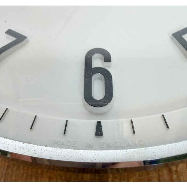 Vintage White Electric Wall Clock from Metamec, 1970s For Sale - Image 14 of 17