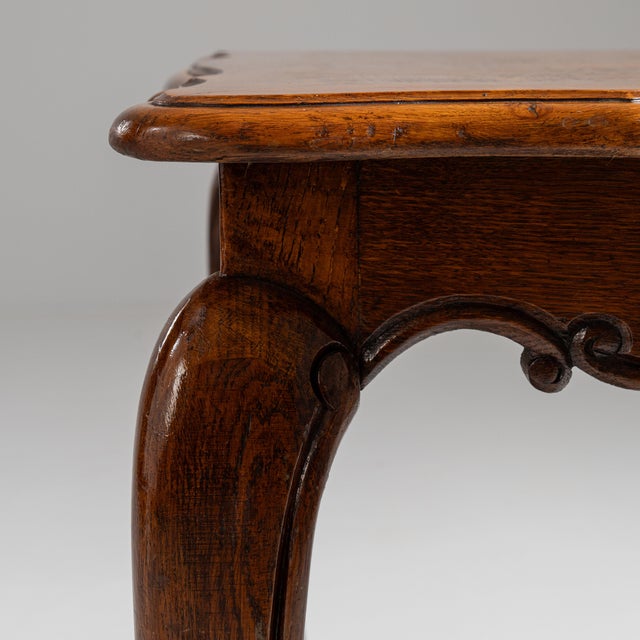 19th Century French Chestnut Brown Louis XV Oak Side Table For Sale - Image 10 of 15