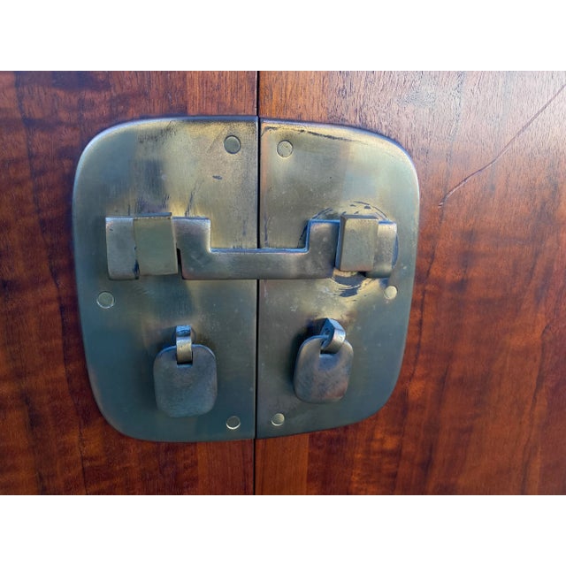 1960s John Widdicomb Mid Century Walnut Liquor Storage Cabinet With Brass Hardware For Sale - Image 9 of 16