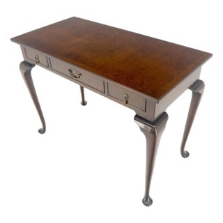 Kittinger Burl Walnut 3 Drawers Queen Anne Console Desk Writing Table MINT For Sale