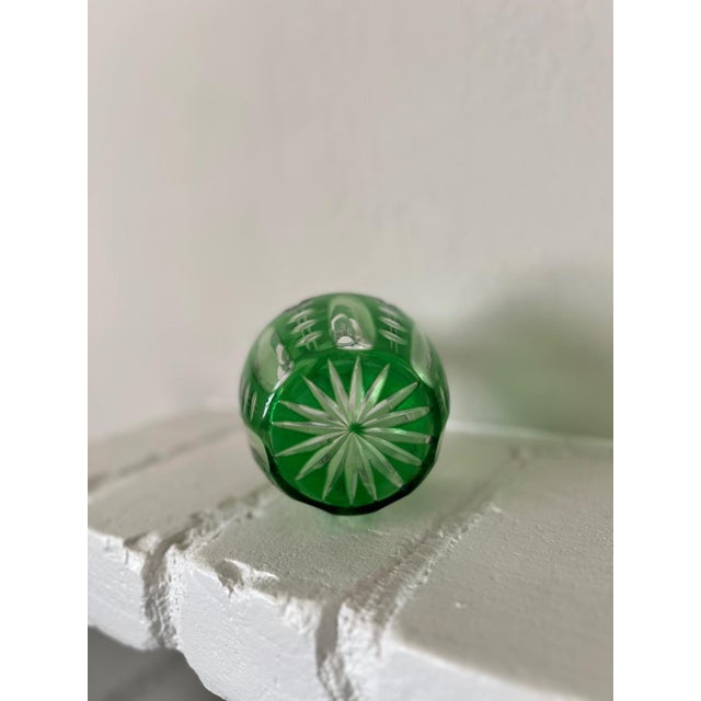 Emerald Green Cut-to-Clear Crystal Bud Vase Carafe For Sale - Image 9 of 12