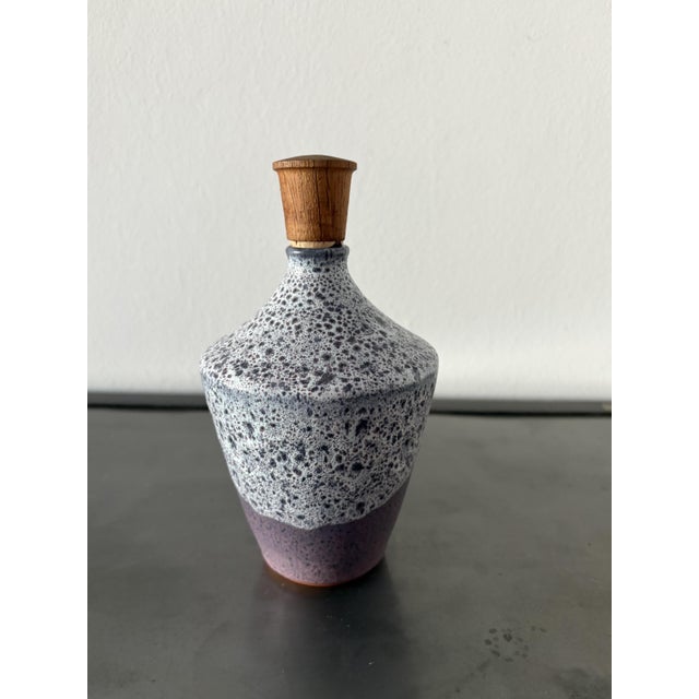 Hand-Thrown Jug with Wooden Stopper from Töpferhof Römhild, 1960s For Sale - Image 11 of 15