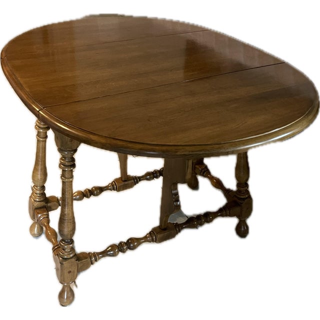 Mid-Century Modern Vintage Ethan Allen Oval Drop-Leaf Side Table For Sale - Image 3 of 12