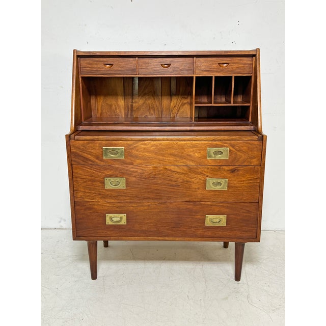 A mid-century Anglo-Indian rosewood secretary desk / vanity by the world renowned M. Hayat firm of Peshawar, Pakistan. In...