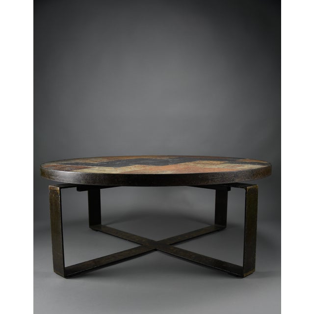 This sculptural brutalist round coffee table by Paul Kingma is a powerful example of the designer’s signature approach to...