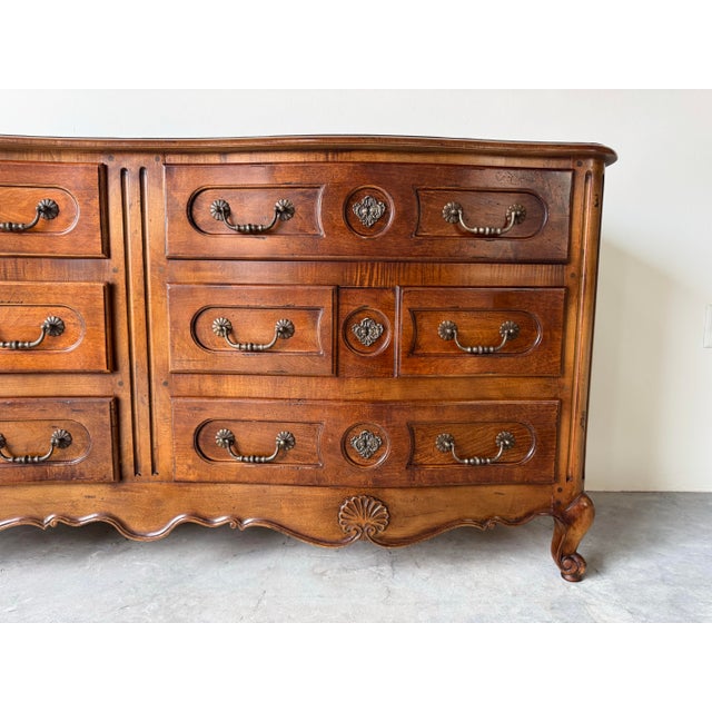 Vintage Pierre Deux for Henredon French Louis XV Style Dresser For Sale - Image 4 of 12