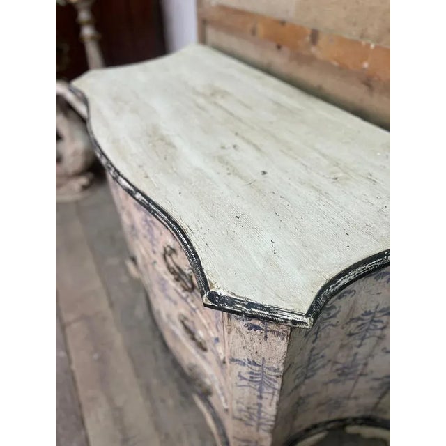 Beige Italian Chests of Drawers in Pinewood, Early 20th Century, Set of 2 For Sale - Image 8 of 12