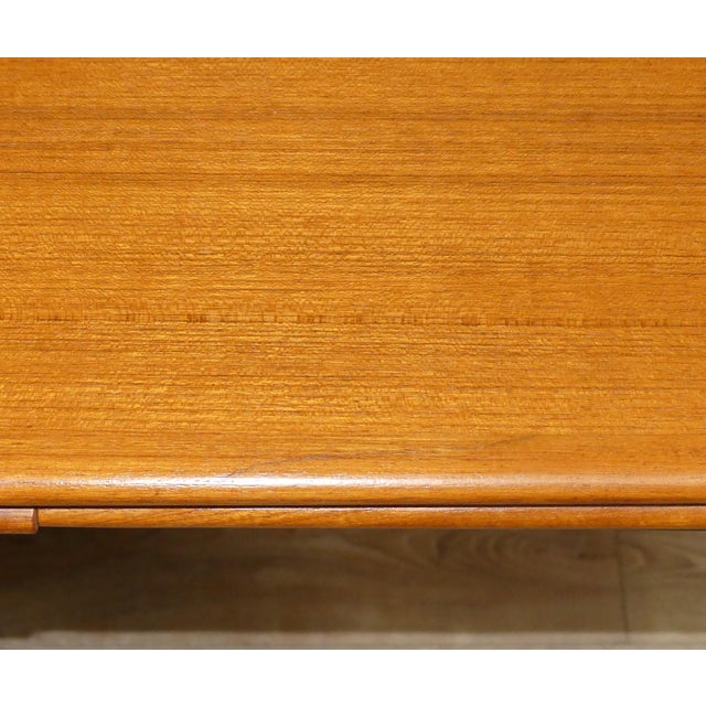 Mid-Century Modern Teak Extendable Dining Table, Denmark, 1960s For Sale - Image 11 of 15