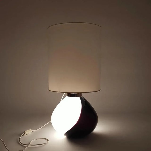 1970s Italian Table Lamp in the style of Vistosi, 1970s For Sale - Image 5 of 11