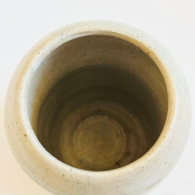 Organic Speckled Gray Studio Pottery Vase For Sale In San Francisco - Image 6 of 7