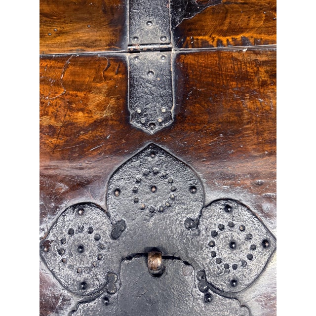 Large Superb Antique Korean Ton-Kwe Chest with Iron Hardware For Sale - Image 12 of 18