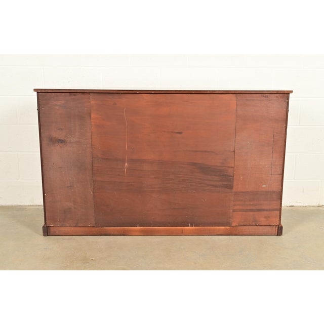Charak Furniture Georgian Mahogany Sideboard Buffet or Bar Cabinet, 1940s For Sale - Image 17 of 18